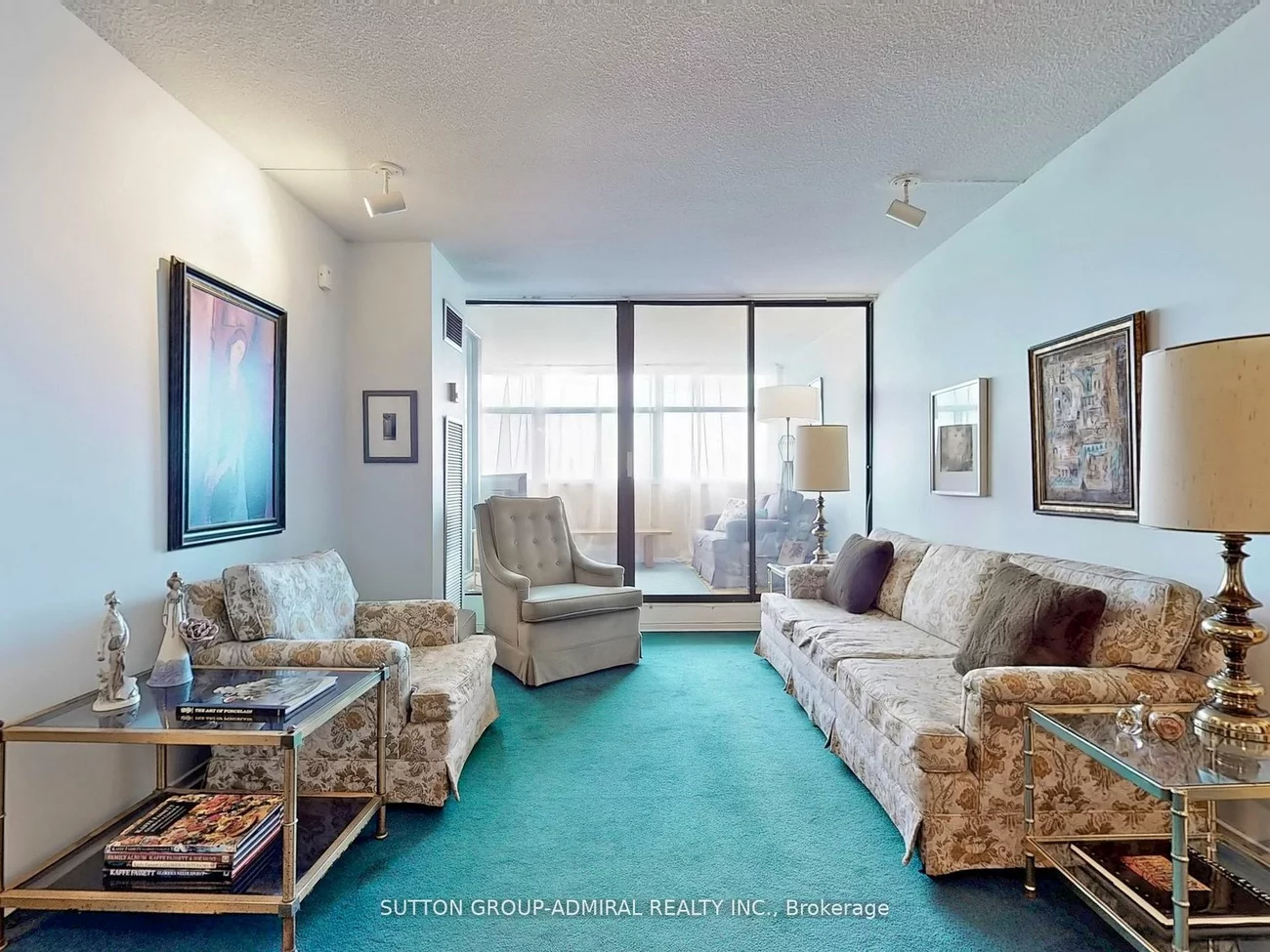 100, Antibes, Westminster-Branson, Toronto