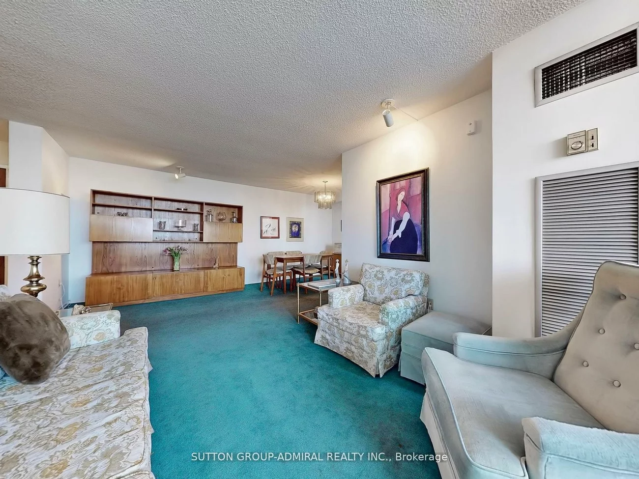 100, Antibes, Westminster-Branson, Toronto