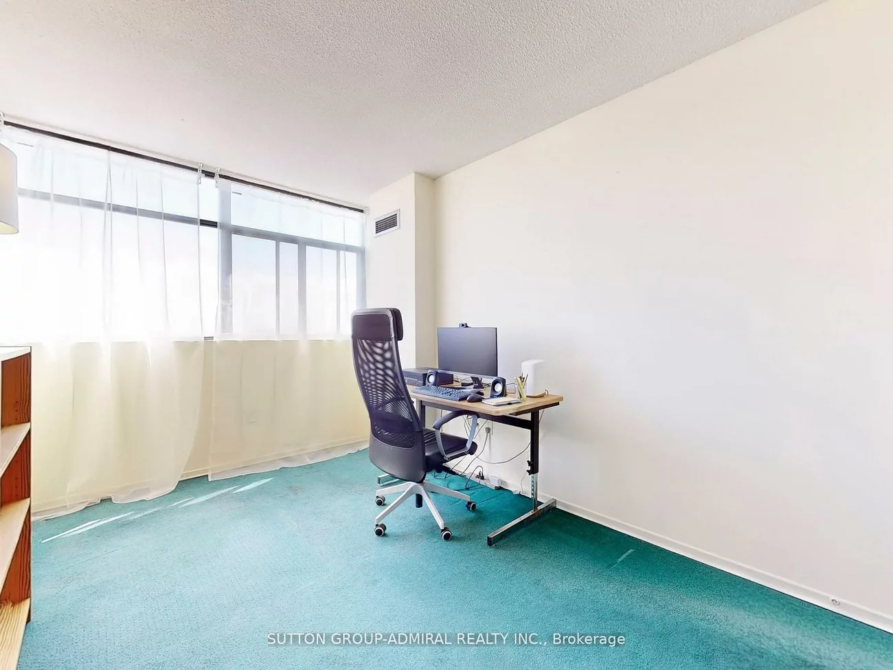 100, Antibes, Westminster-Branson, Toronto