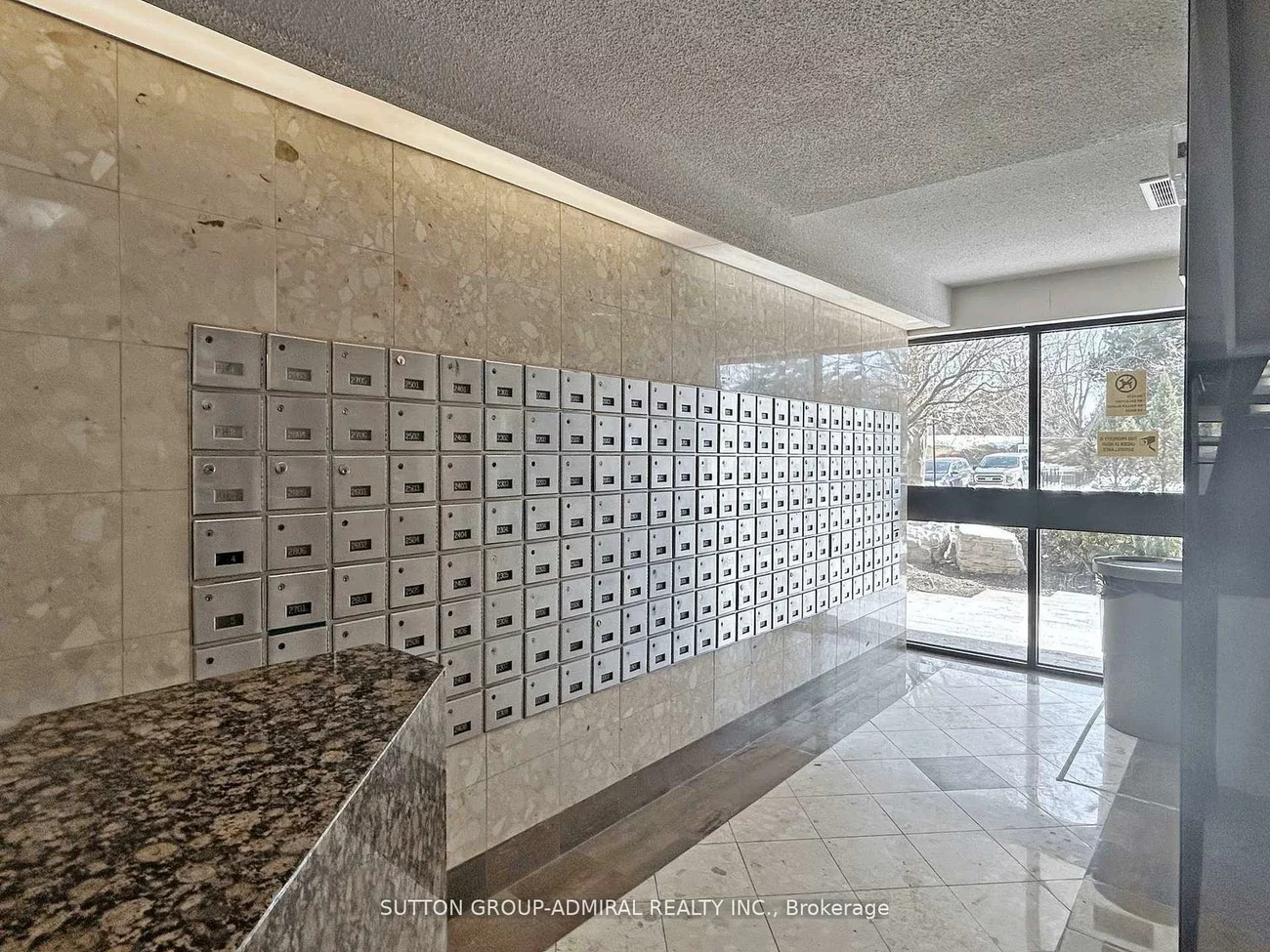 100, Antibes, Westminster-Branson, Toronto