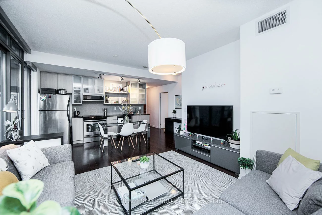 33, Lombard, Church-Yonge Corridor, Toronto