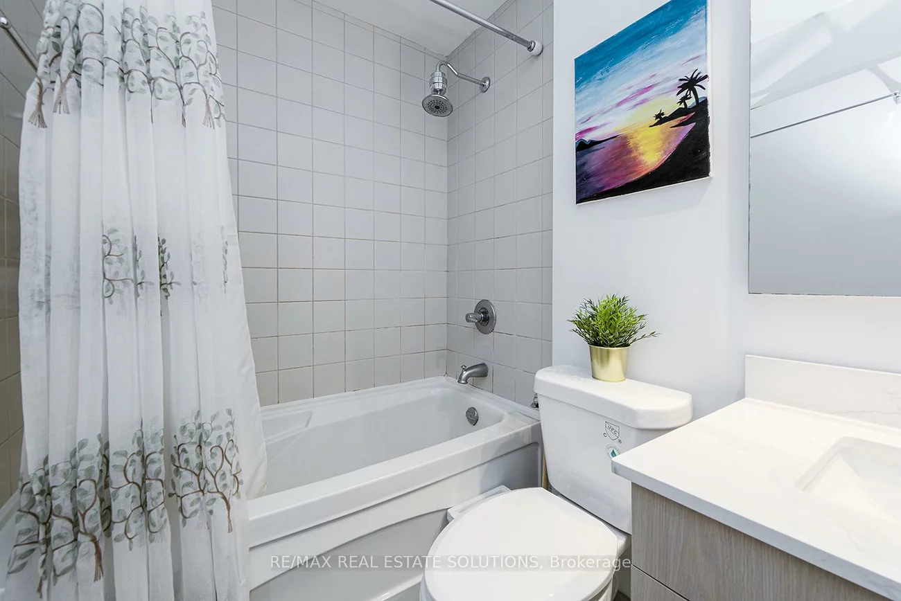 33, Lombard, Church-Yonge Corridor, Toronto