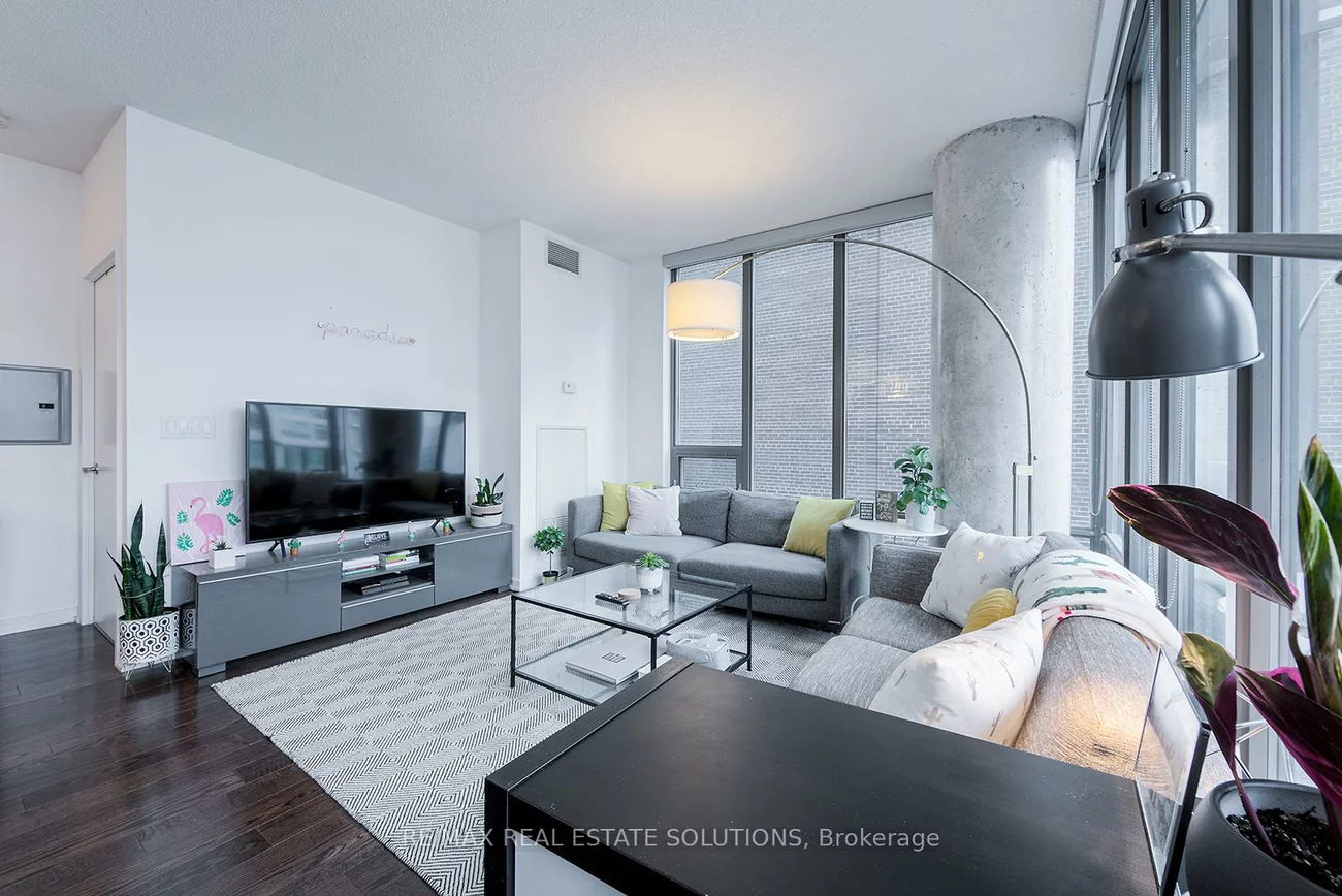 33, Lombard, Church-Yonge Corridor, Toronto