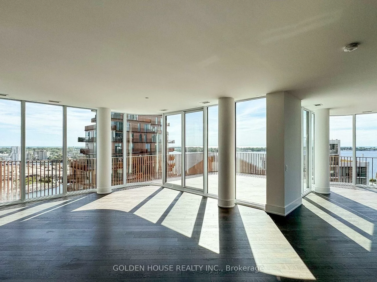 155, Merchants' Wharf, Waterfront Communities C8, Toronto