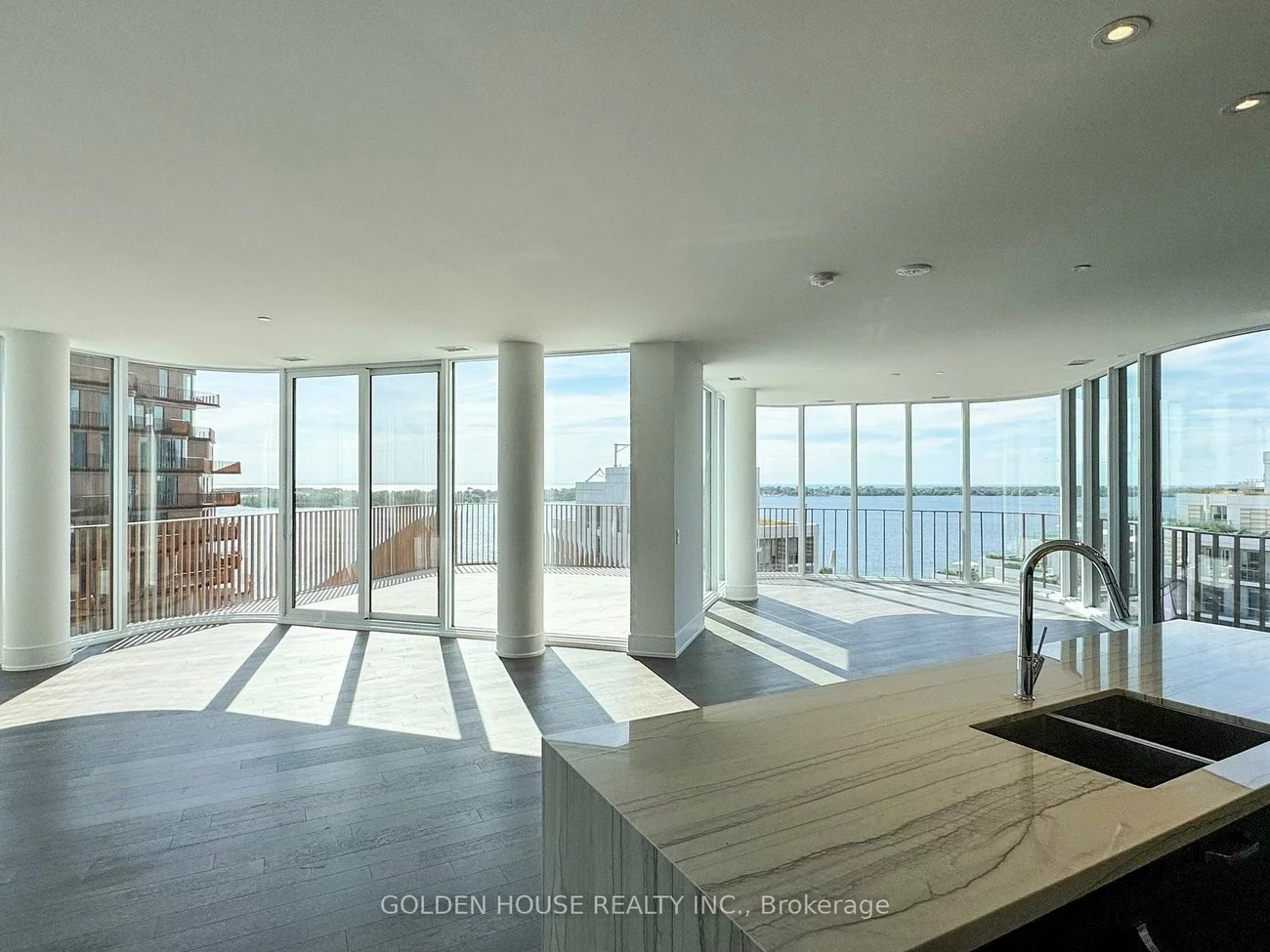 155, Merchants' Wharf, Waterfront Communities C8, Toronto