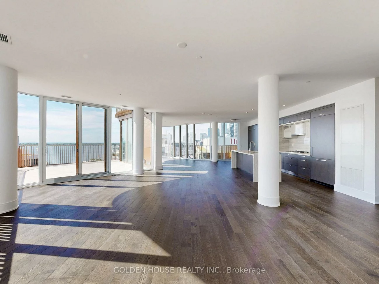 155, Merchants' Wharf, Waterfront Communities C8, Toronto