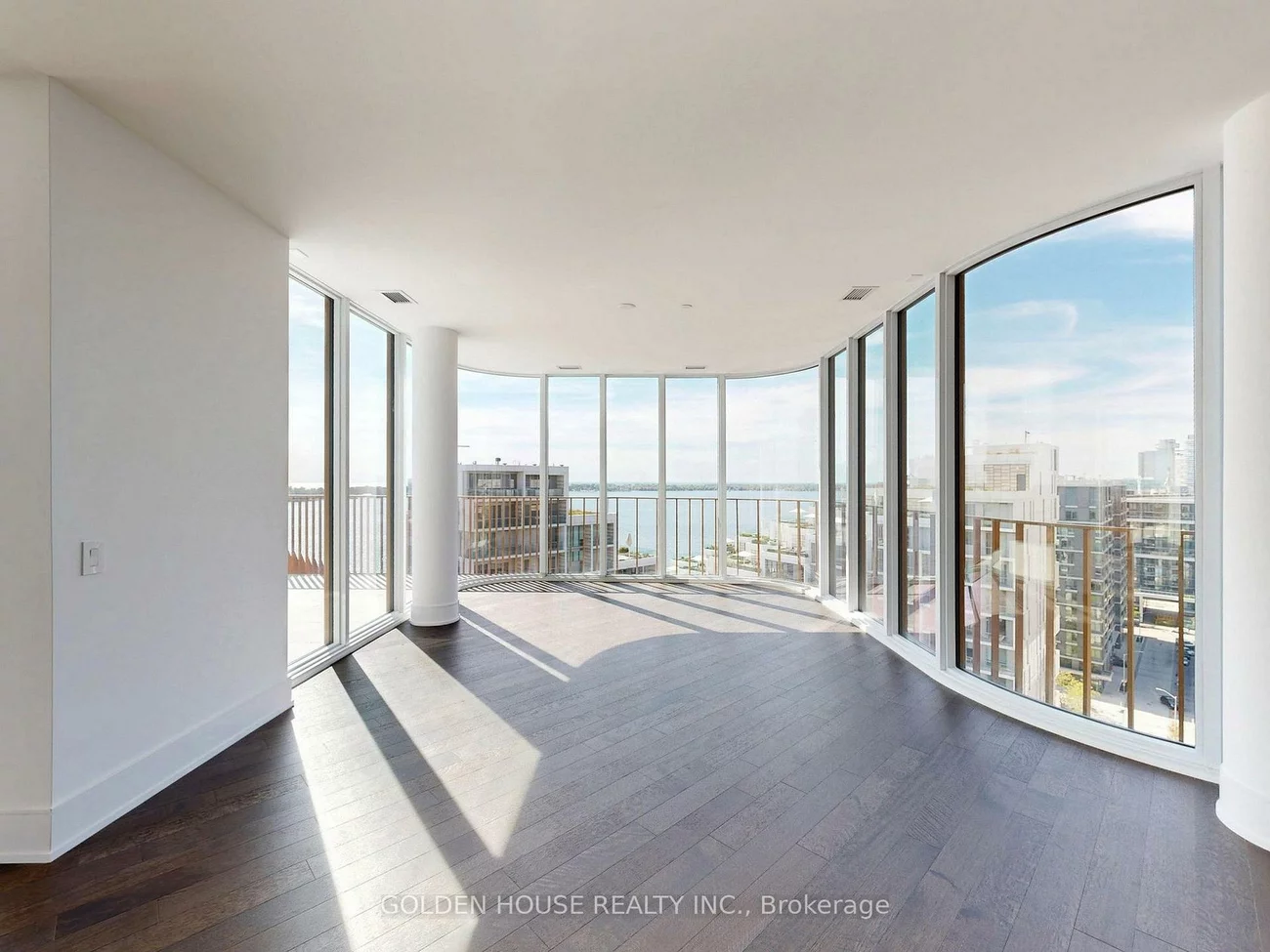 155, Merchants' Wharf, Waterfront Communities C8, Toronto