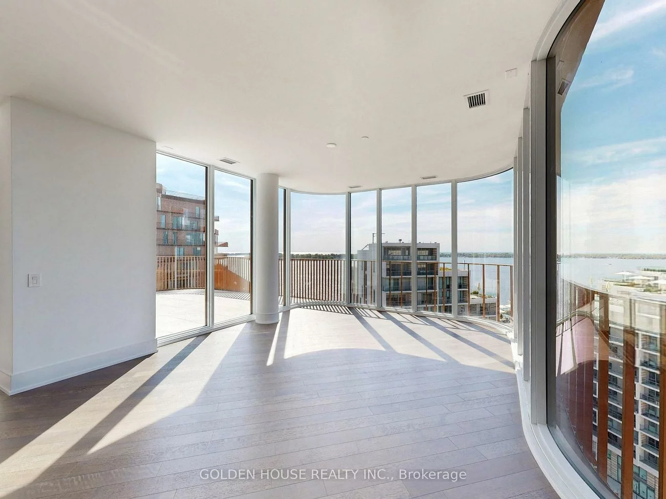 155, Merchants' Wharf, Waterfront Communities C8, Toronto