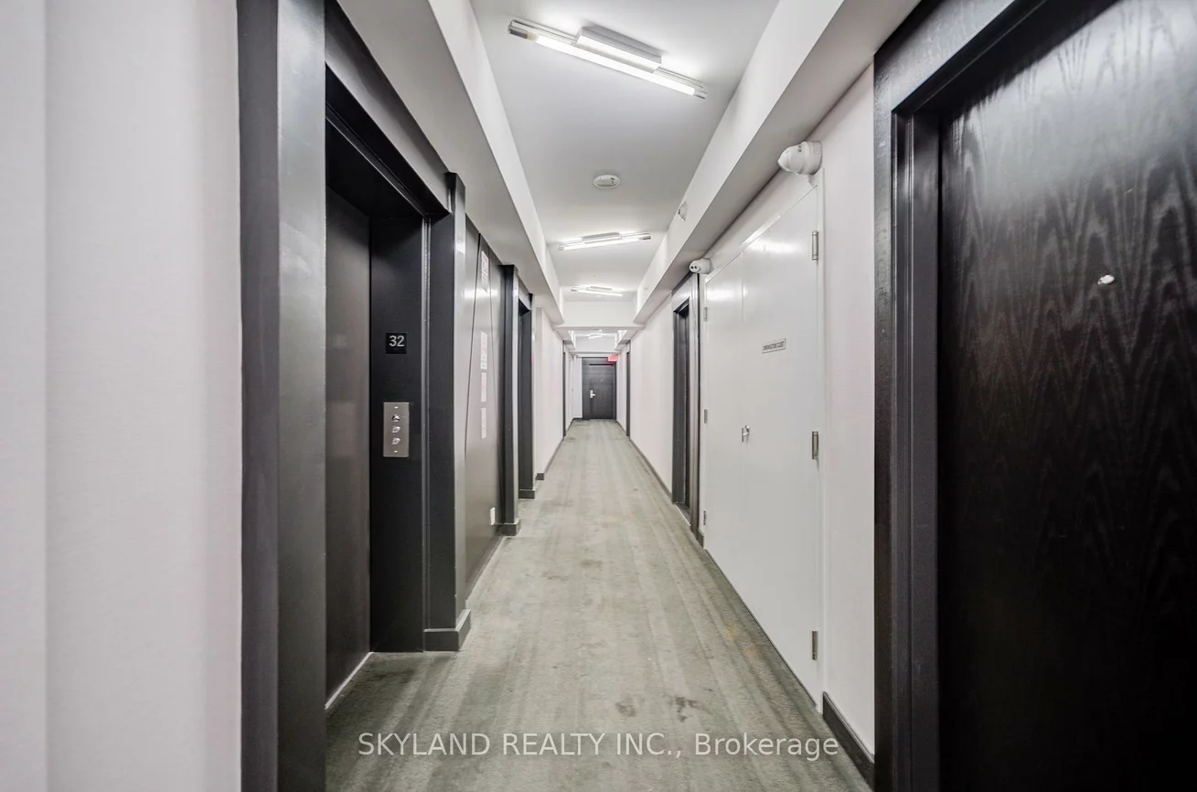 125, Peter, Waterfront Communities C1, Toronto