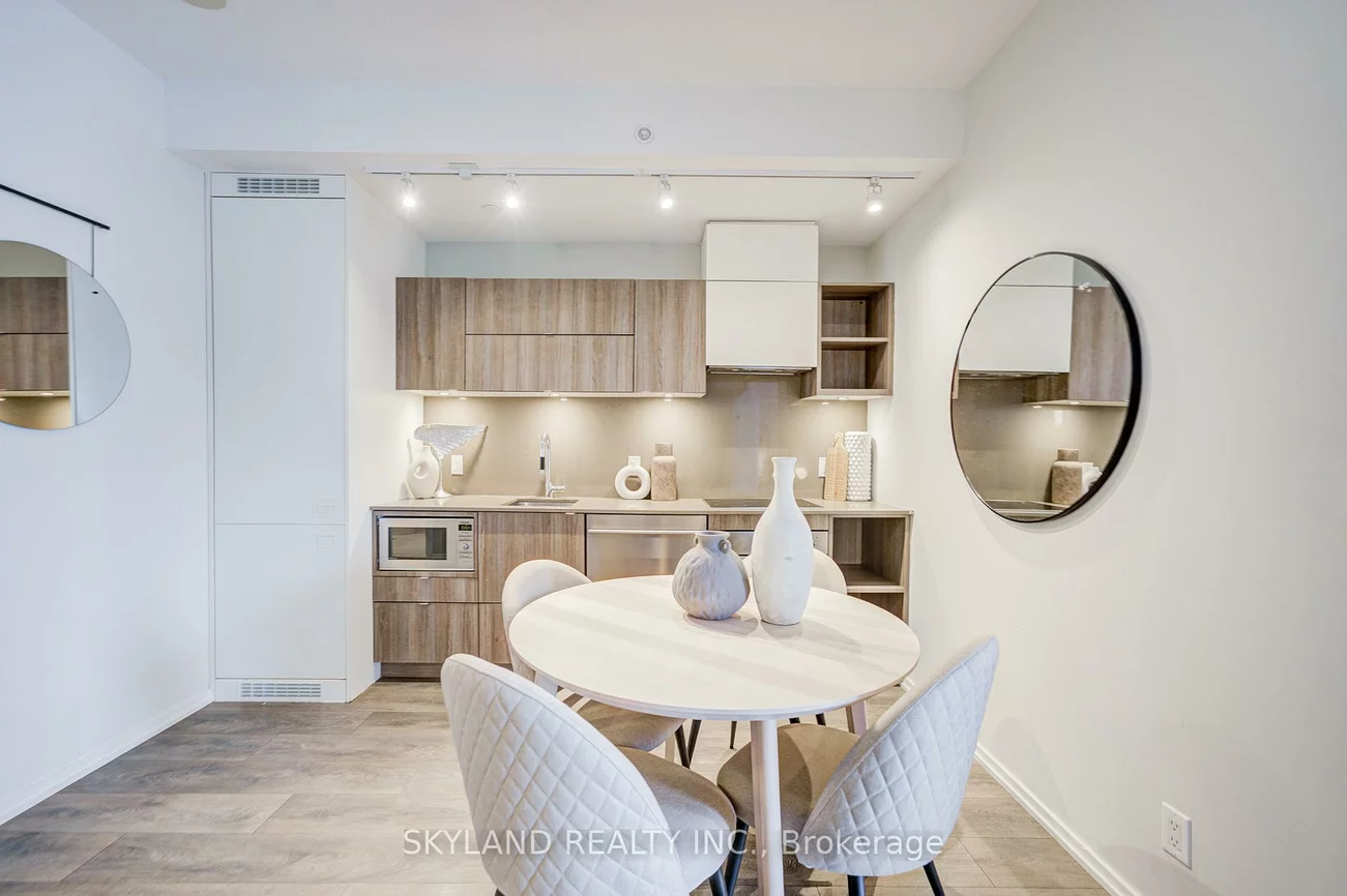 125, Peter, Waterfront Communities C1, Toronto