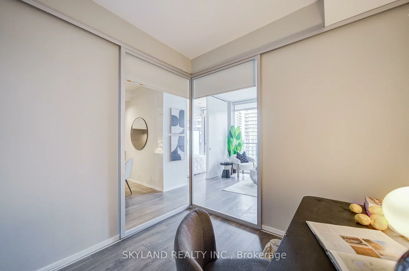 125, Peter, Waterfront Communities C1, Toronto