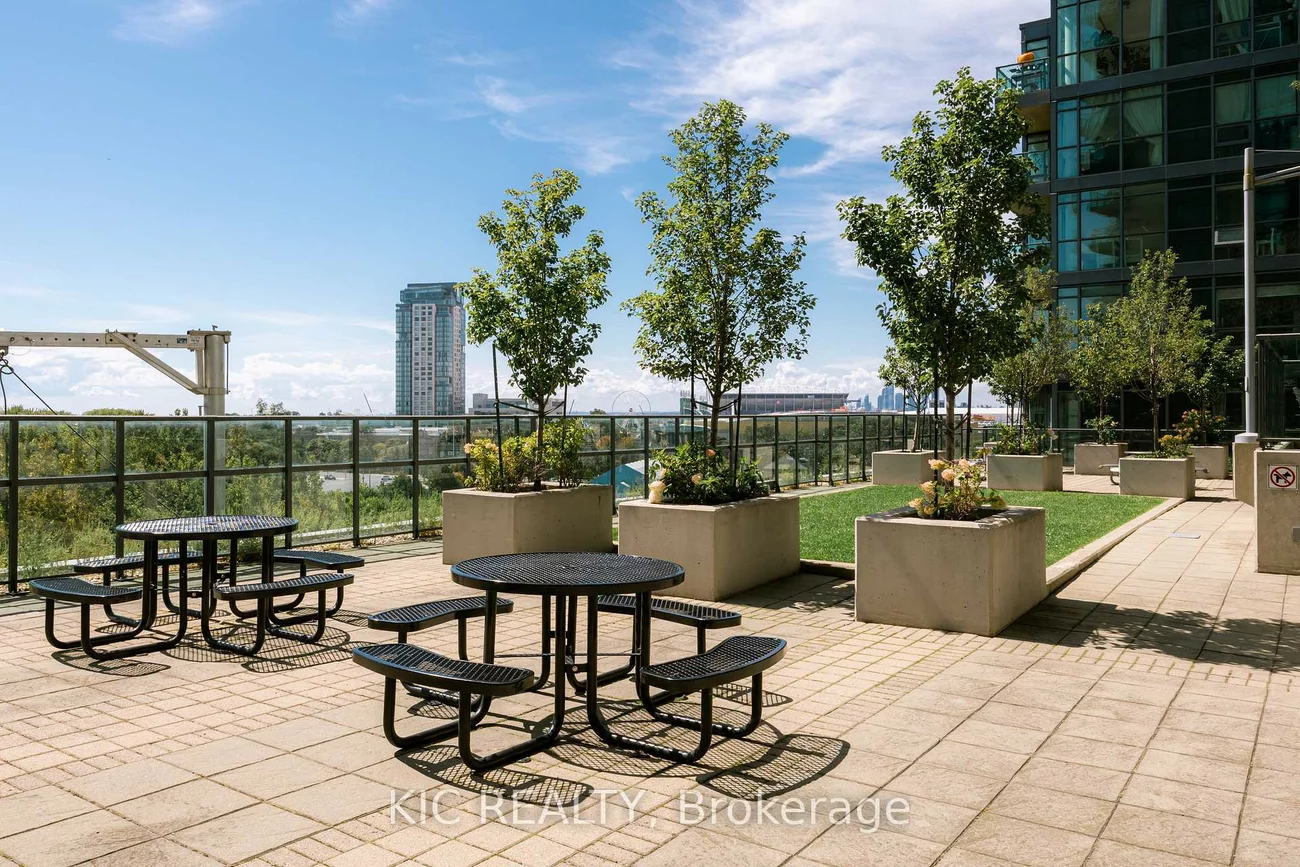 219, Fort York, Niagara, Toronto