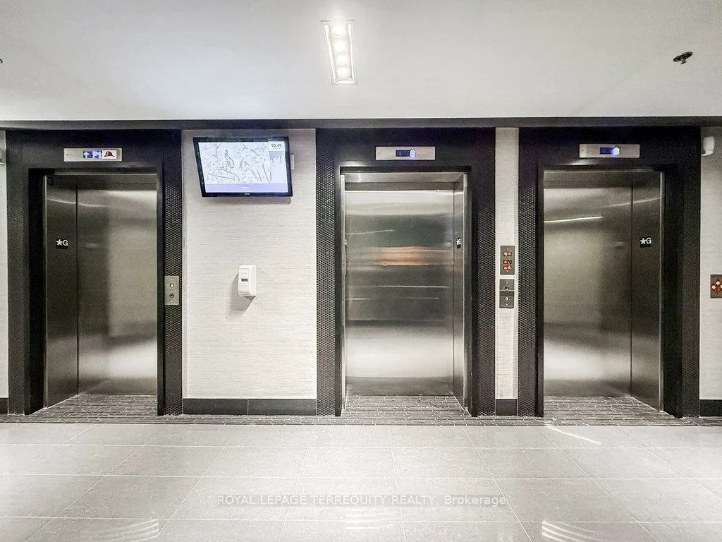 100, Western Battery, Niagara, Toronto