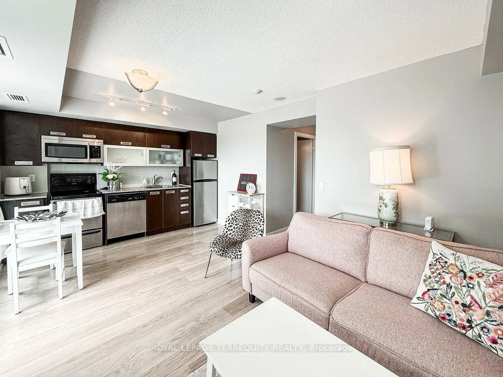 100, Western Battery, Niagara, Toronto