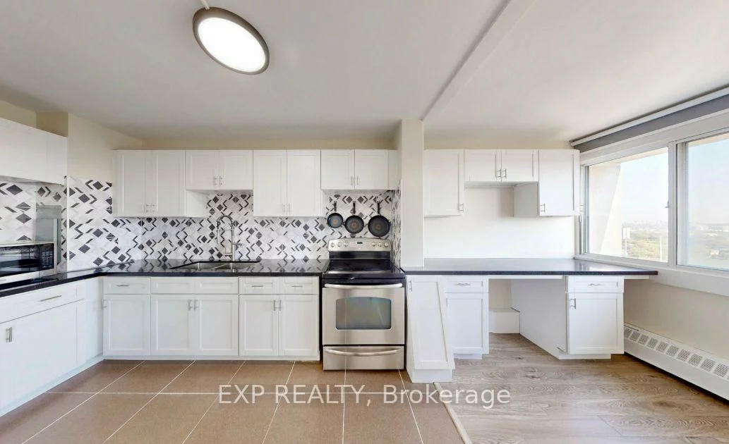 715, Don Mills, Flemingdon Park, Toronto