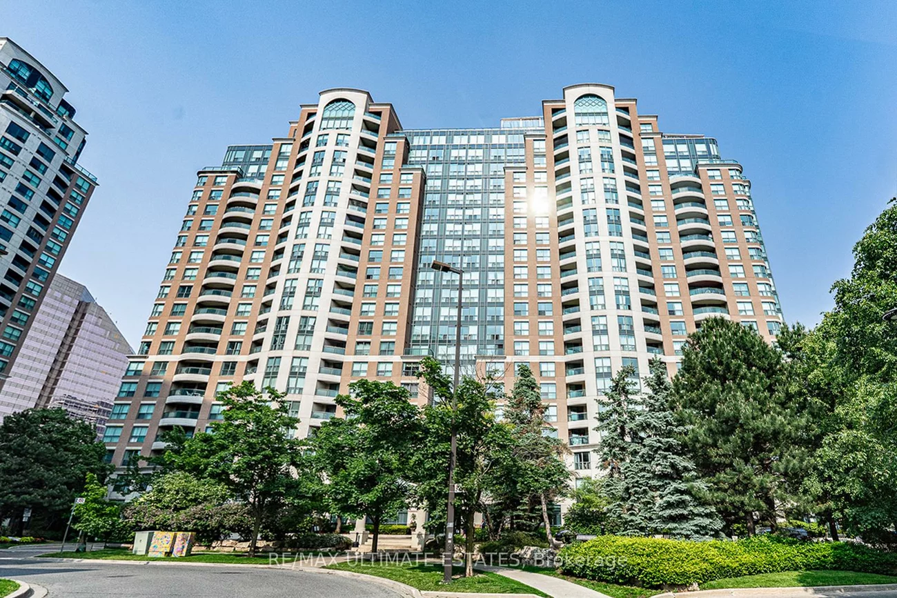 23, Lorraine, Willowdale West, Toronto