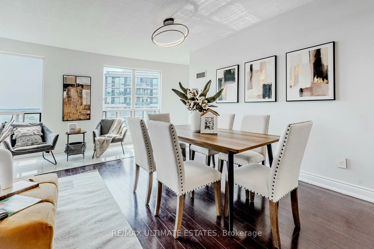 23, Lorraine, Willowdale West, Toronto