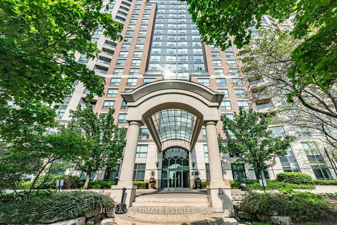 23, Lorraine, Willowdale West, Toronto