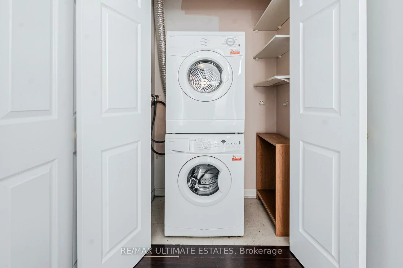 23, Lorraine, Willowdale West, Toronto