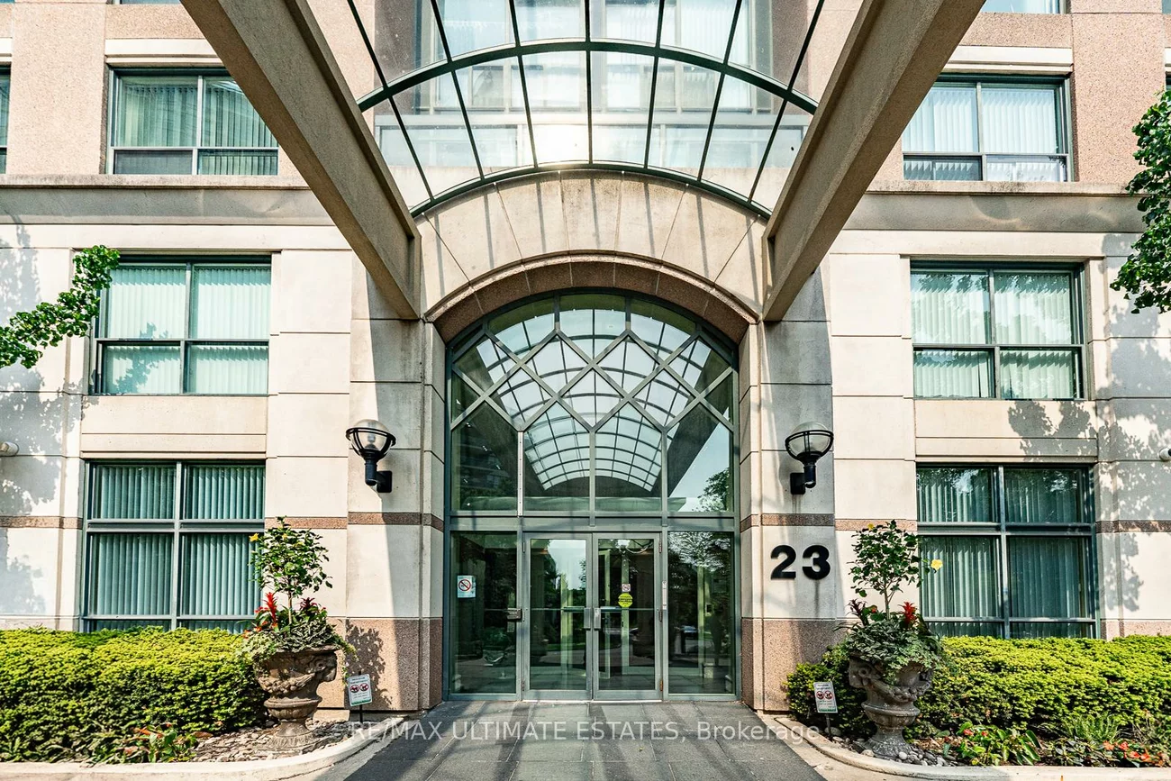 23, Lorraine, Willowdale West, Toronto