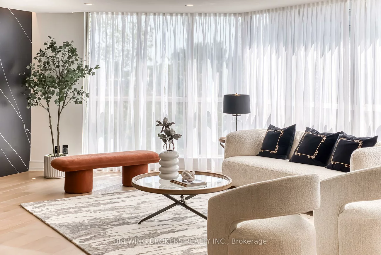 85, Skymark, Hillcrest Village, Toronto
