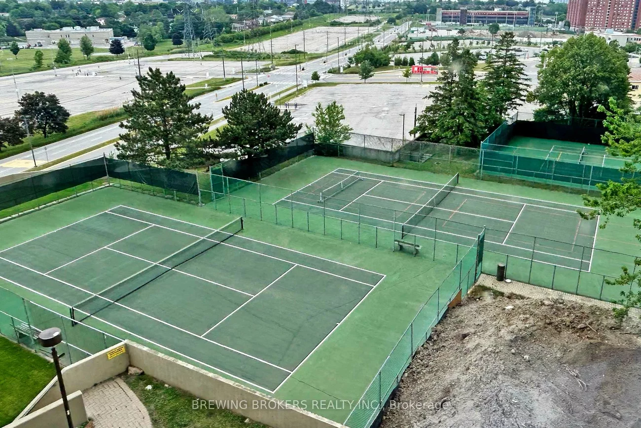 85, Skymark, Hillcrest Village, Toronto