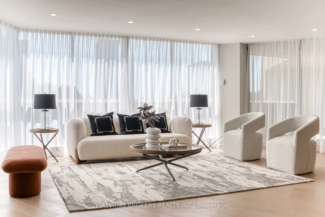85, Skymark, Hillcrest Village, Toronto