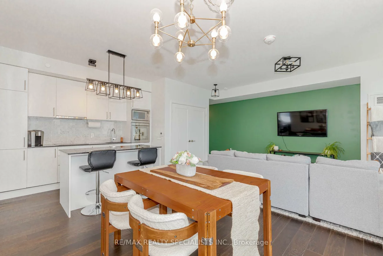 576, FRONT, Waterfront Communities C1, Toronto