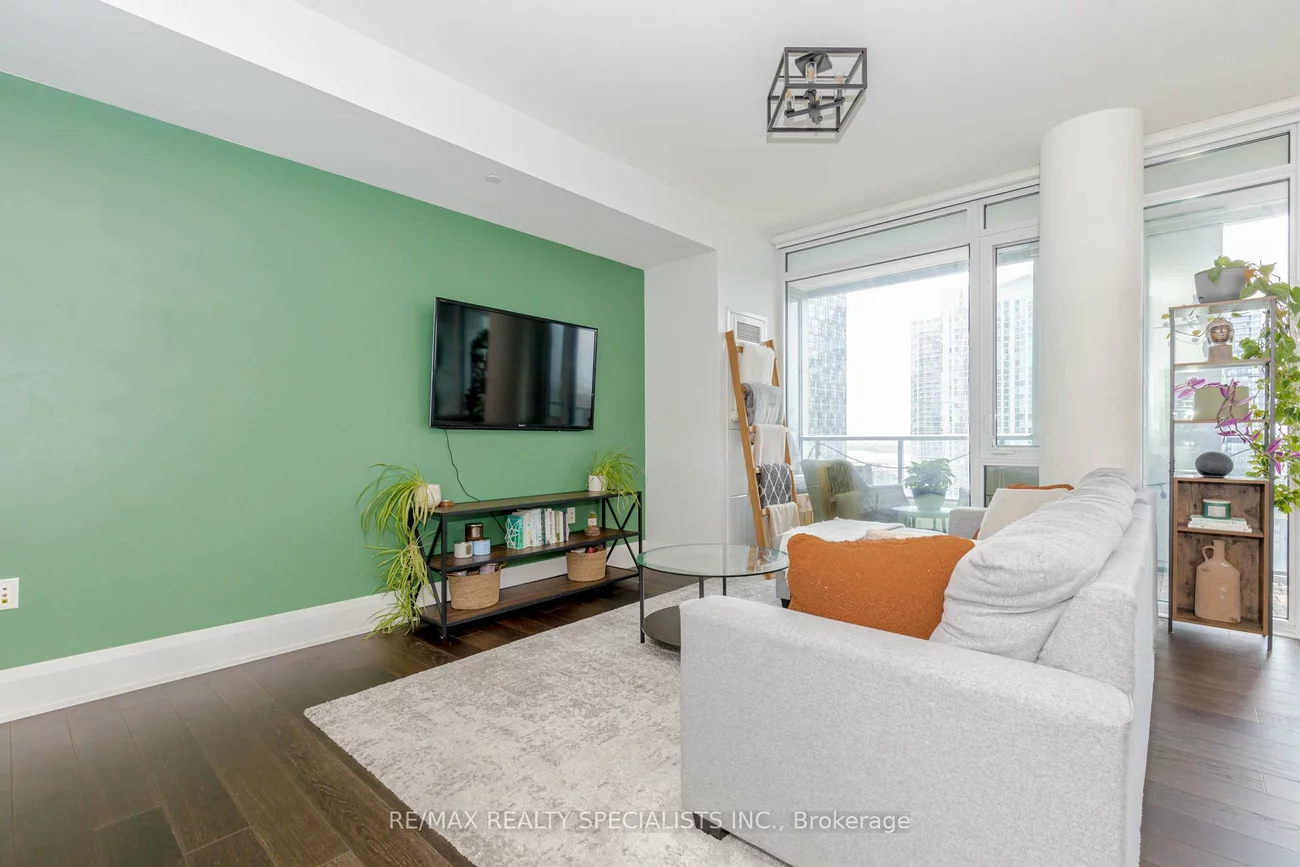 576, FRONT, Waterfront Communities C1, Toronto