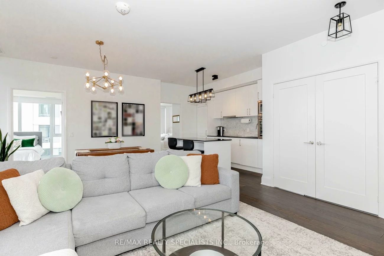 576, FRONT, Waterfront Communities C1, Toronto