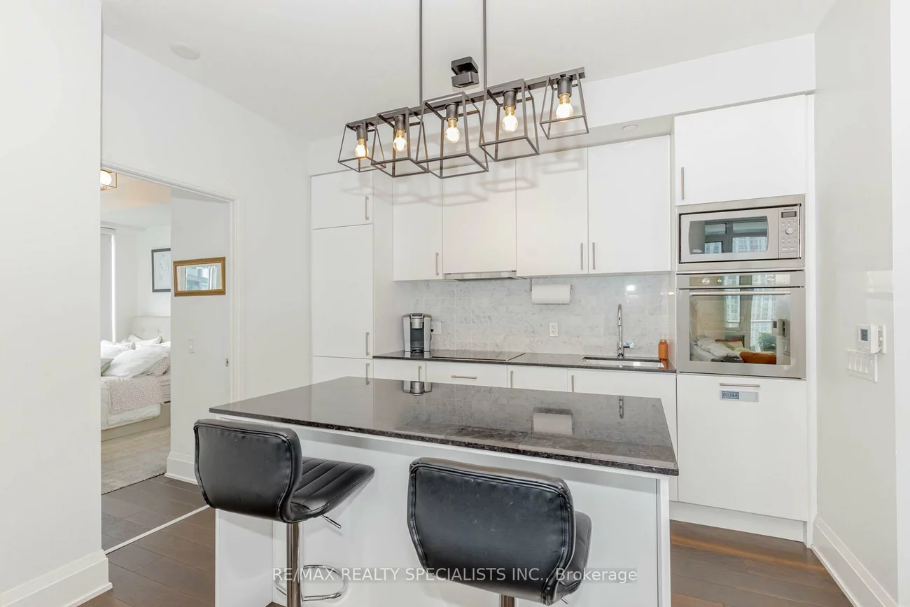 576, FRONT, Waterfront Communities C1, Toronto