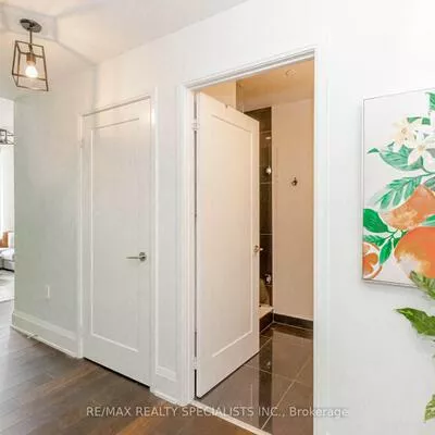 576, FRONT, Waterfront Communities C1, Toronto