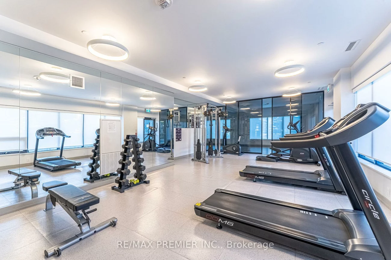 180, Fairview Mall, Don Valley Village, Toronto