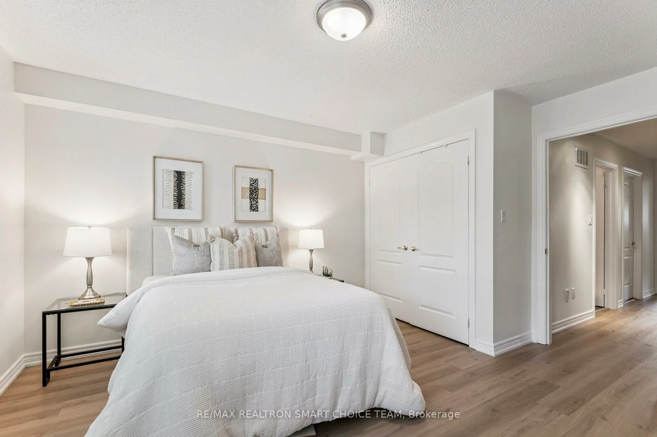 34, McBride, Willowdale West, Toronto