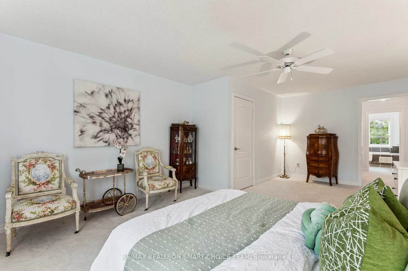 34, McBride, Willowdale West, Toronto