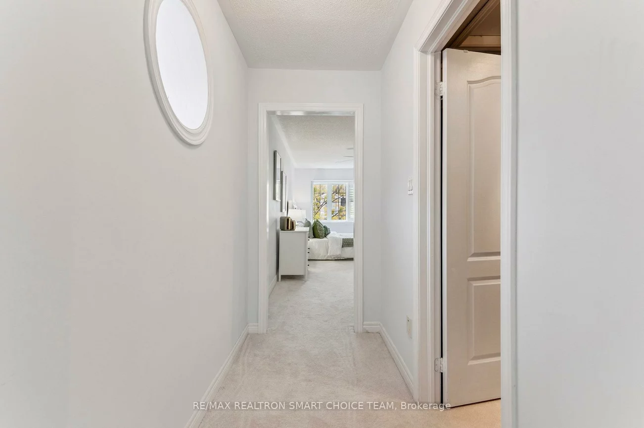 34, McBride, Willowdale West, Toronto
