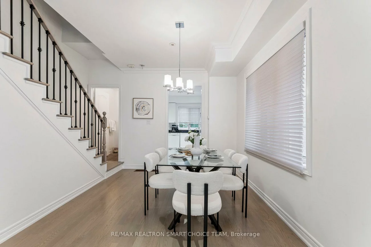 34, McBride, Willowdale West, Toronto