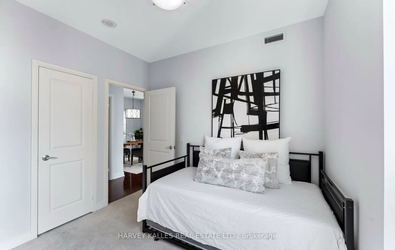 88, Broadway, Mount Pleasant West, Toronto