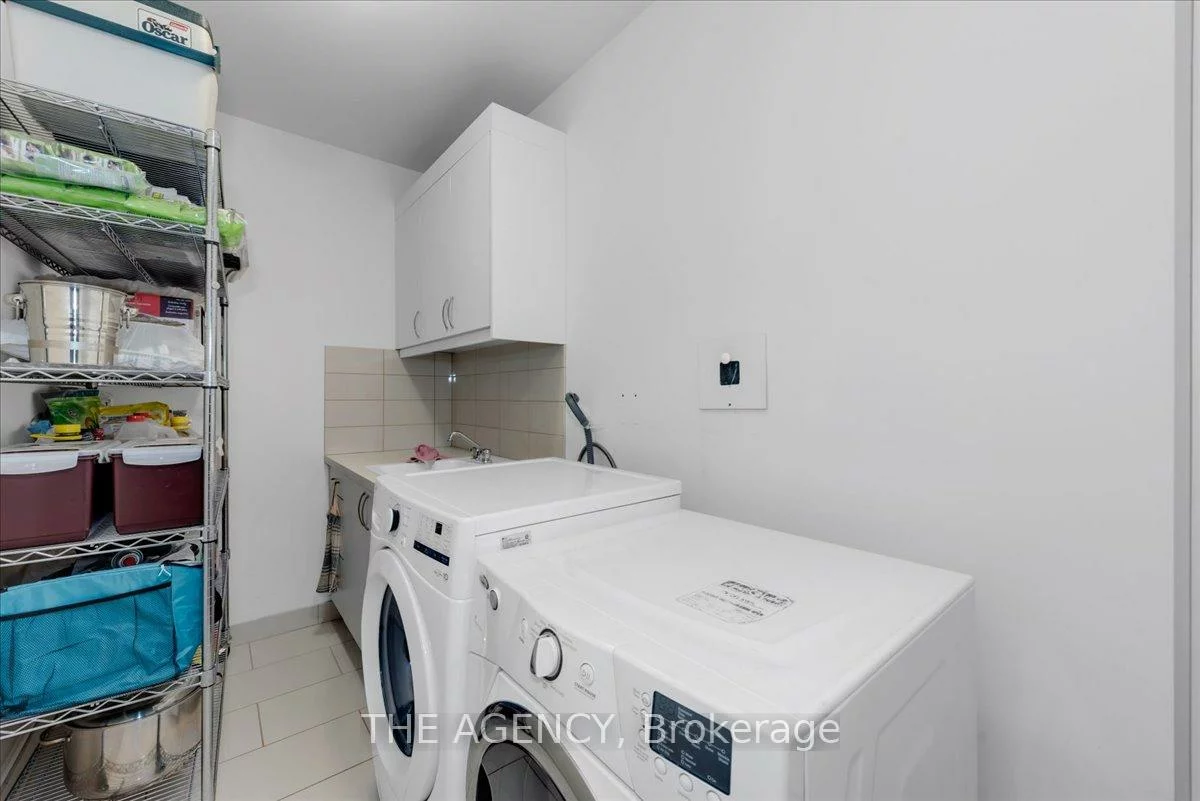 70, Roehampton, Mount Pleasant West, Toronto
