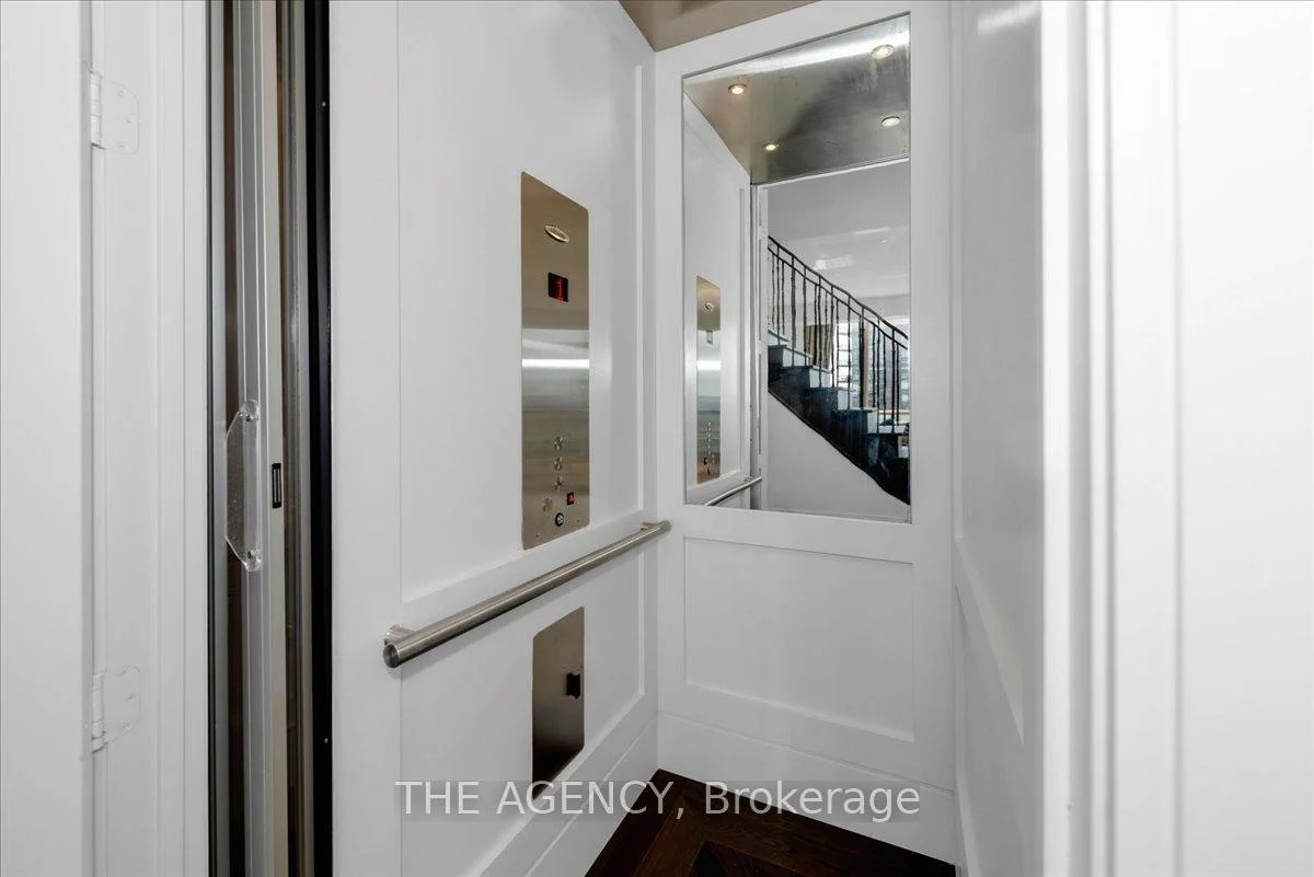 70, Roehampton, Mount Pleasant West, Toronto