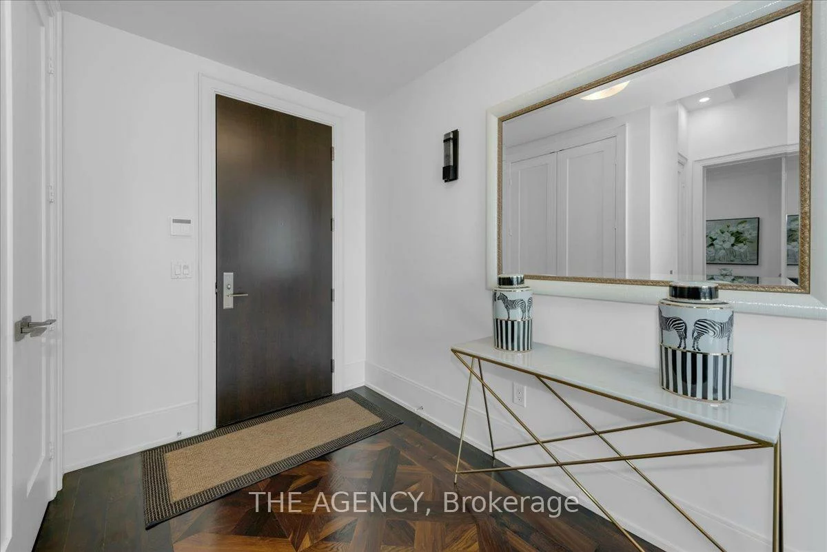 70, Roehampton, Mount Pleasant West, Toronto