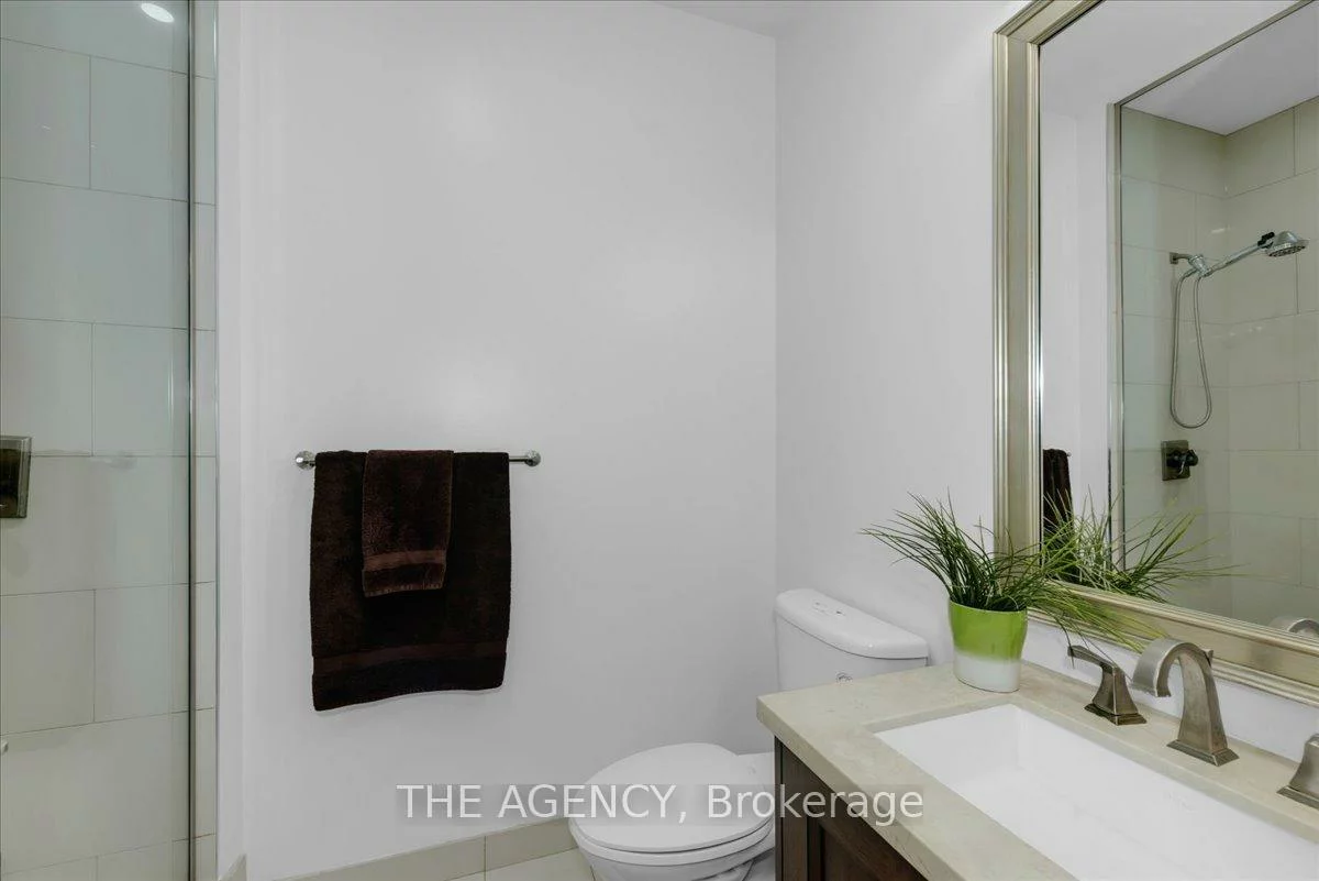 70, Roehampton, Mount Pleasant West, Toronto