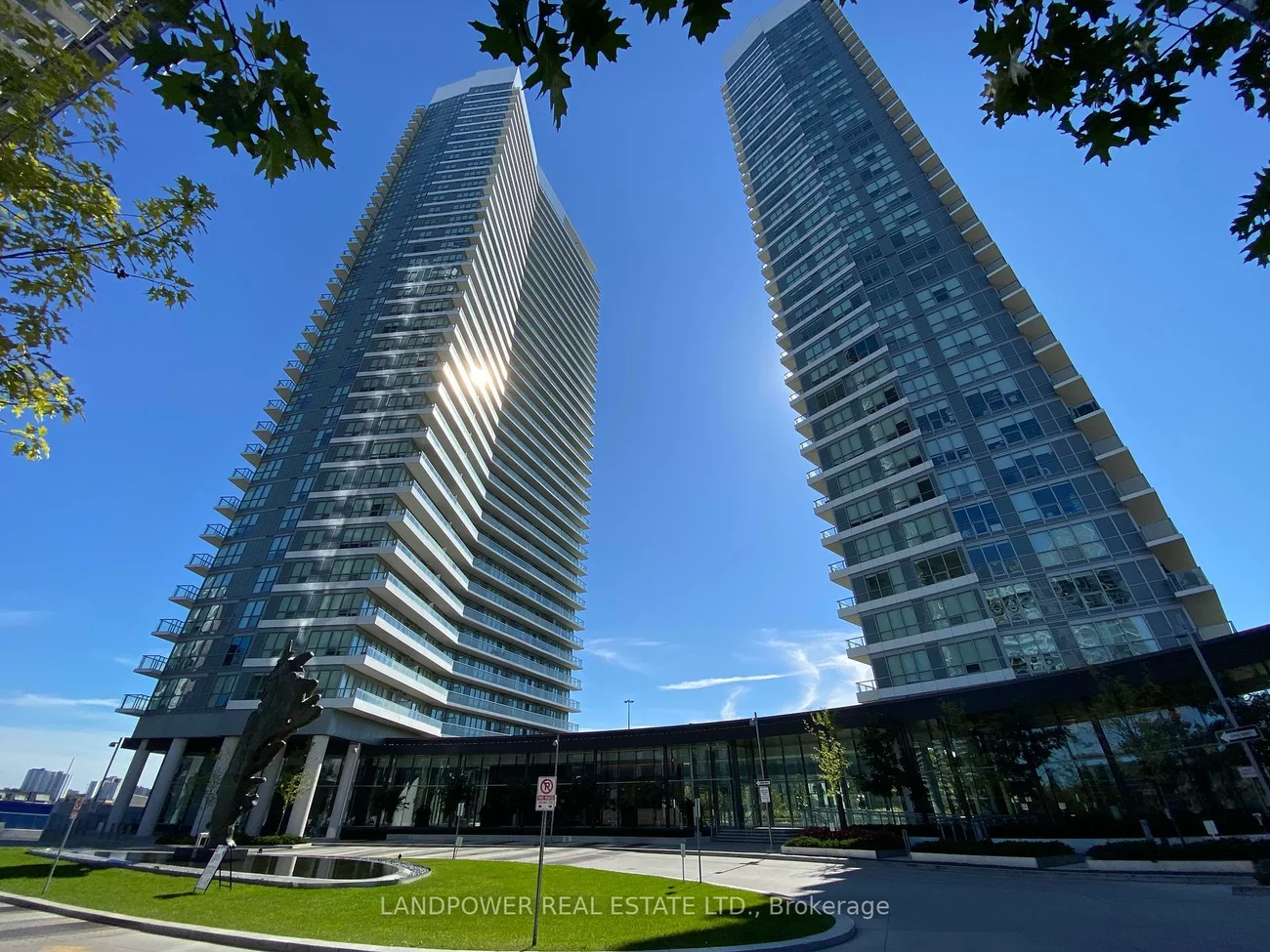 115, McMahon, Bayview Village, Toronto