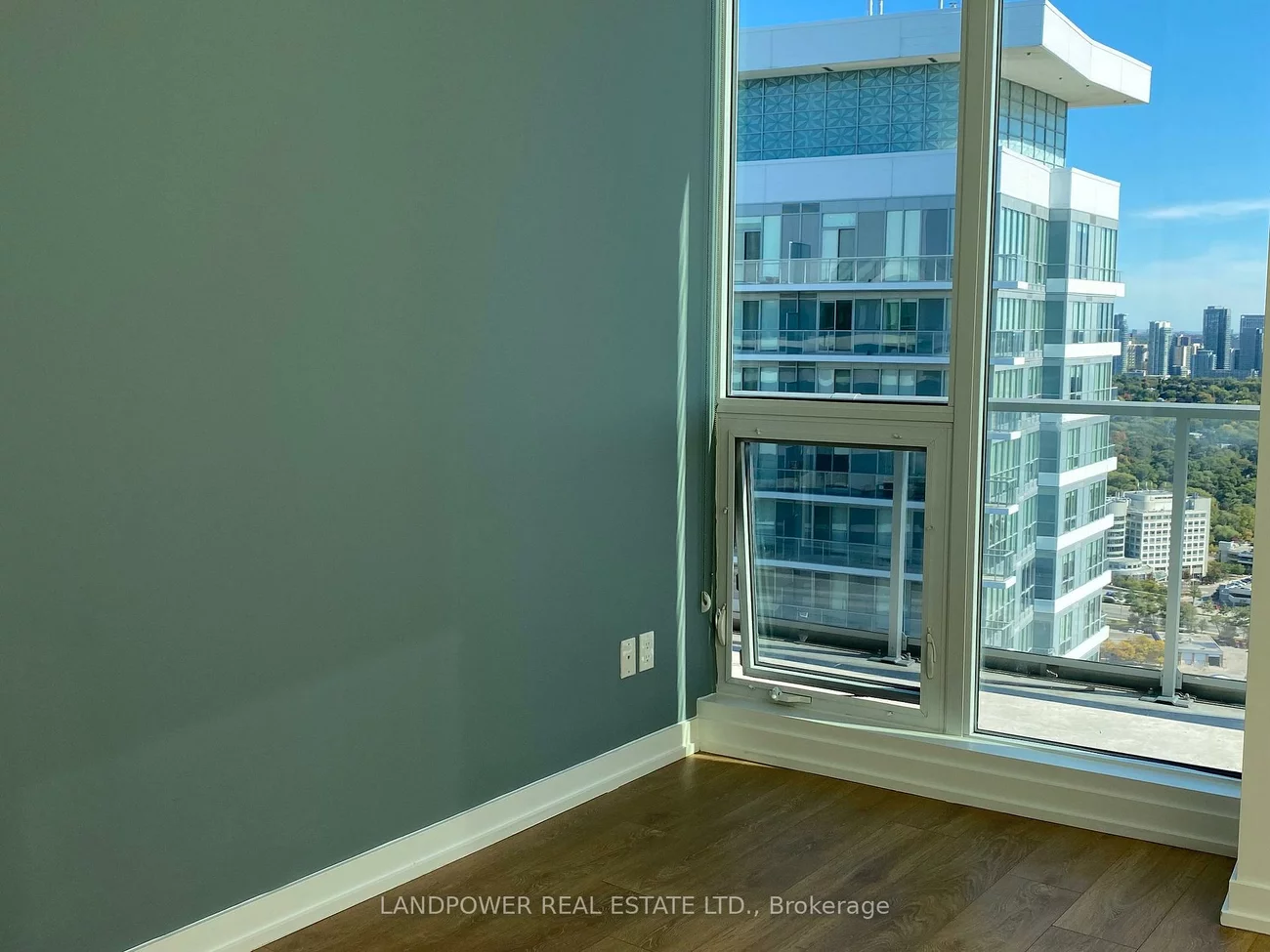 115, McMahon, Bayview Village, Toronto