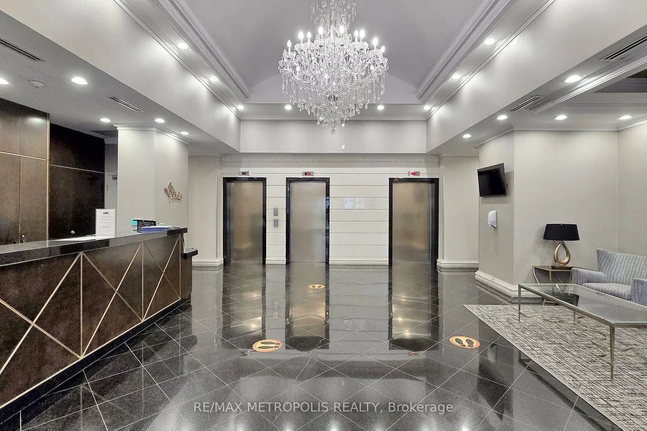 7, Lorraine, Willowdale West, Toronto