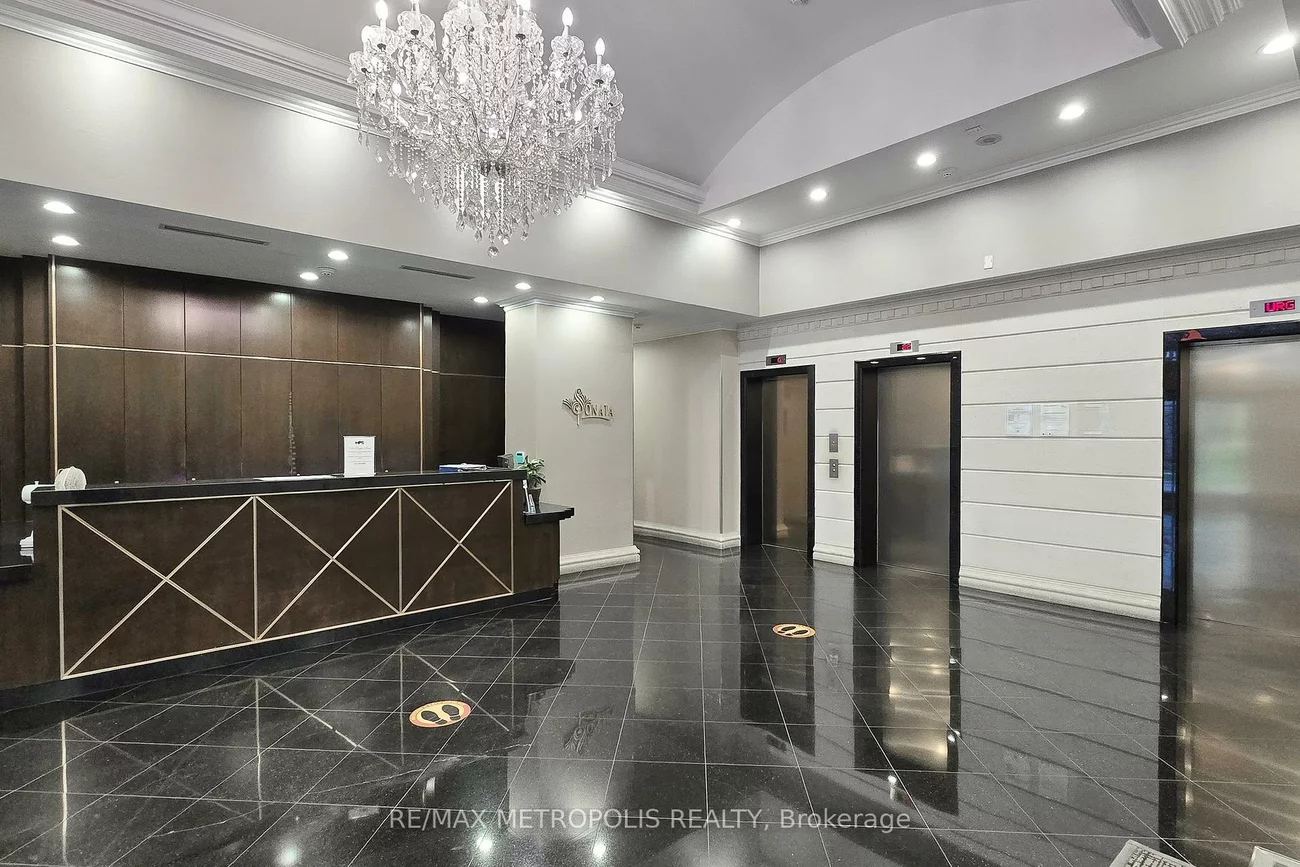7, Lorraine, Willowdale West, Toronto