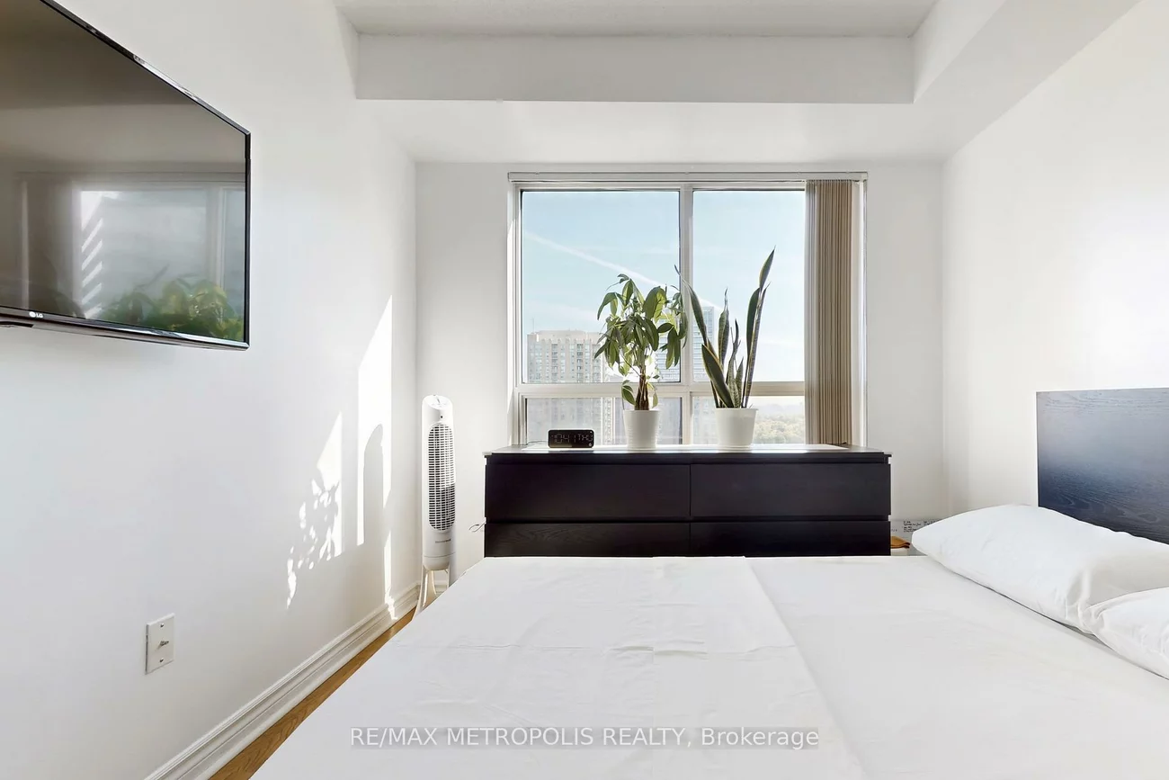 7, Lorraine, Willowdale West, Toronto