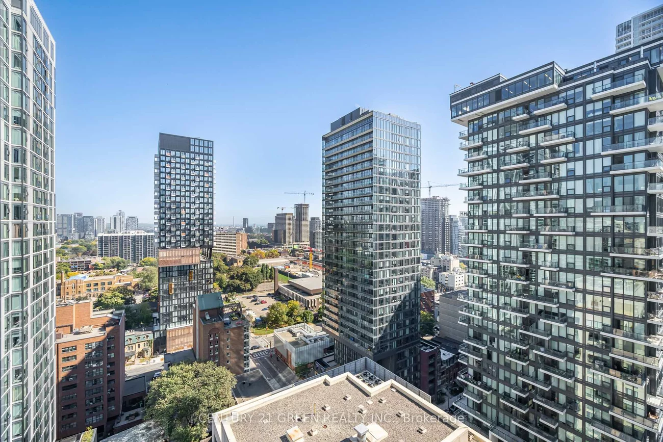 68, Shuter, Church-Yonge Corridor, Toronto