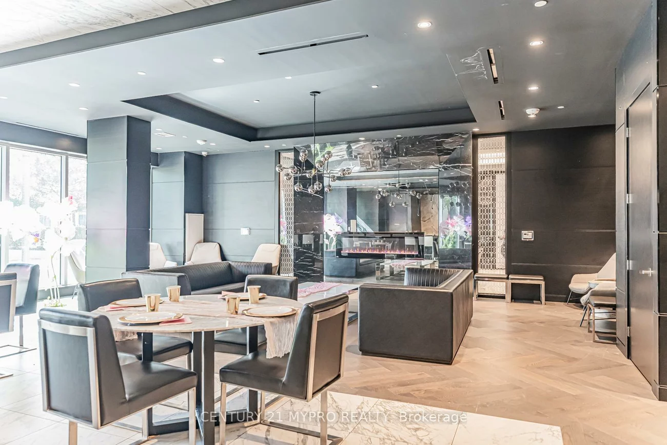 31, Tippett, Clanton Park, Toronto