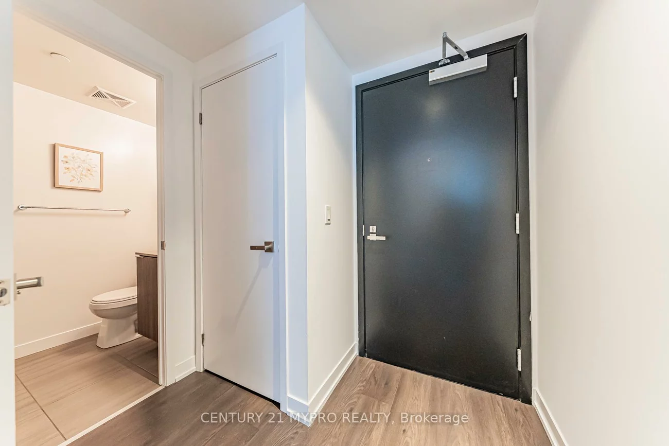 31, Tippett, Clanton Park, Toronto